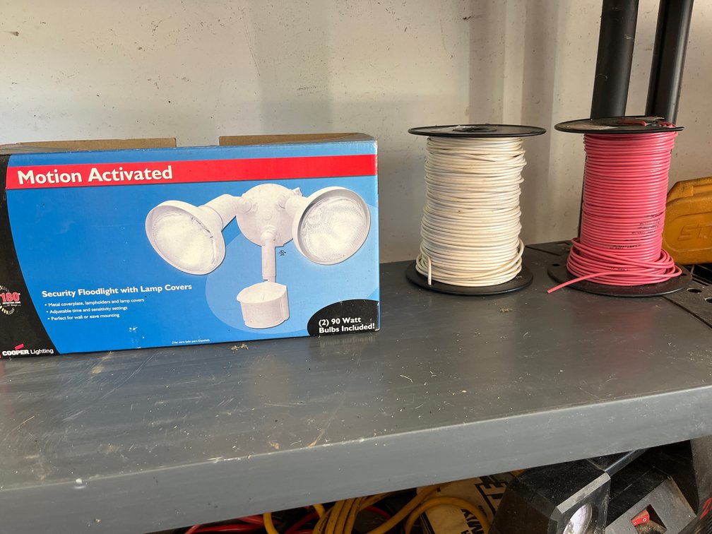 Security Floodlight and Wire
