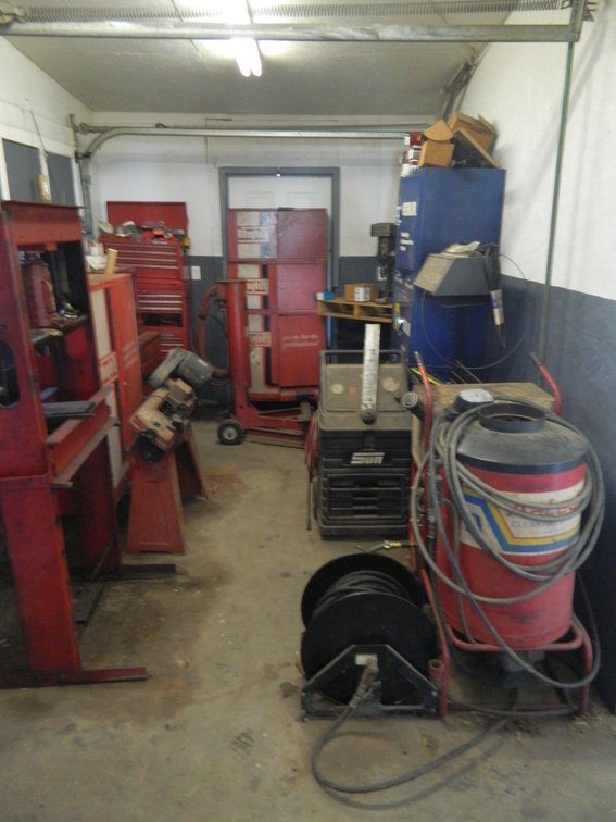 Image for REAL ESTATE AUCTION~BUSINESS LIQUIDATION
