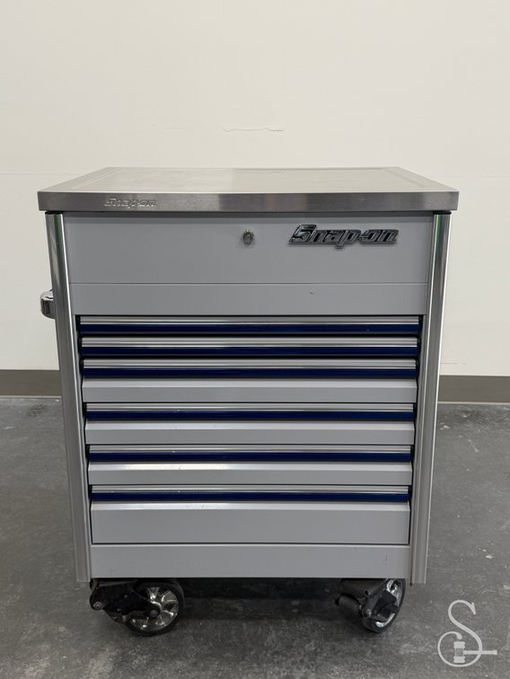 Snap-on Rolling Tool Cabinet
