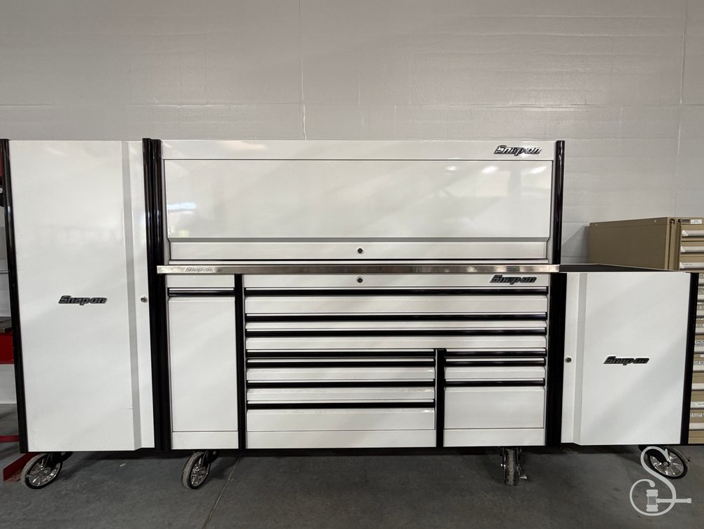 Snap-on High Gloss White Modular Tool Cabinet System