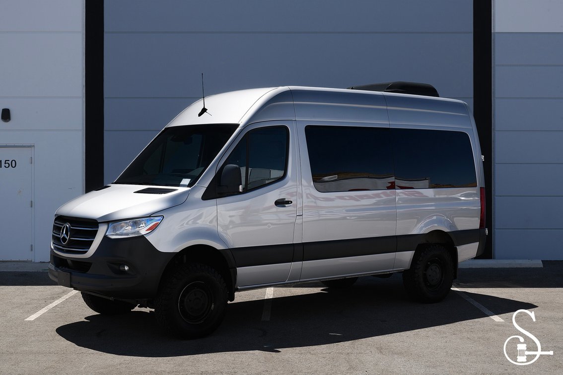 4WD 2019 Mercedes-Benz Sprinter 2500 Van