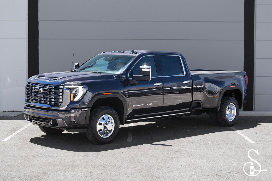 2024 GMC 3500 Denali Ultimate Pick Up Truck - VIN: 1GT49YEYXRF141303