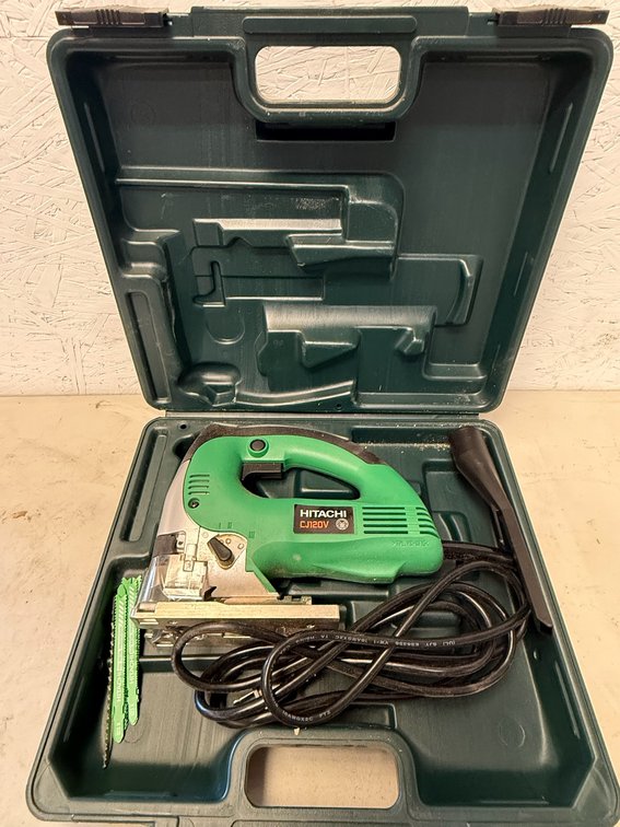 Hitachi CJ120V Corded Jig Saw with Case and Blades