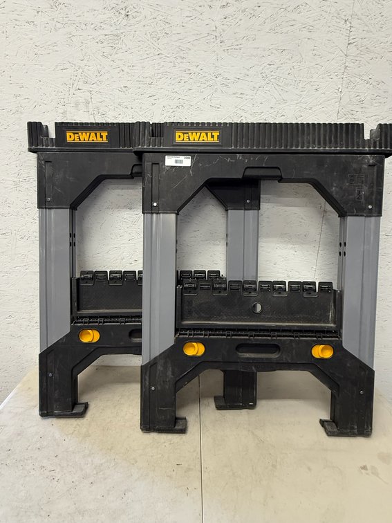DeWalt Folding Sawhorses