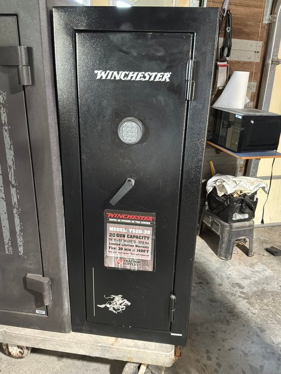 Winchester Model TS20-30 Gun Safe
