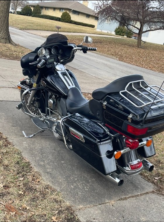 2013 Harley-Davidson FLHTCUI Motorcycle