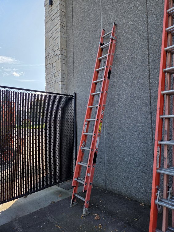Keller KPro 24' Fiberglass Extension Ladder