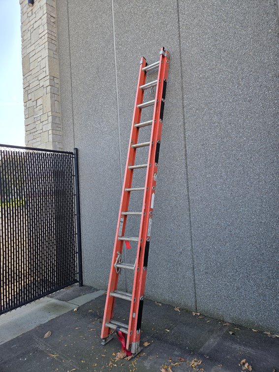 Keller KPro 24' Fiberglass Extension Ladder