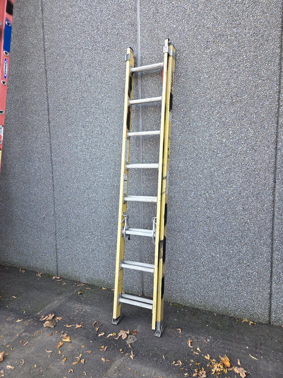 Keller 16' Fiberglass Extension Ladder
