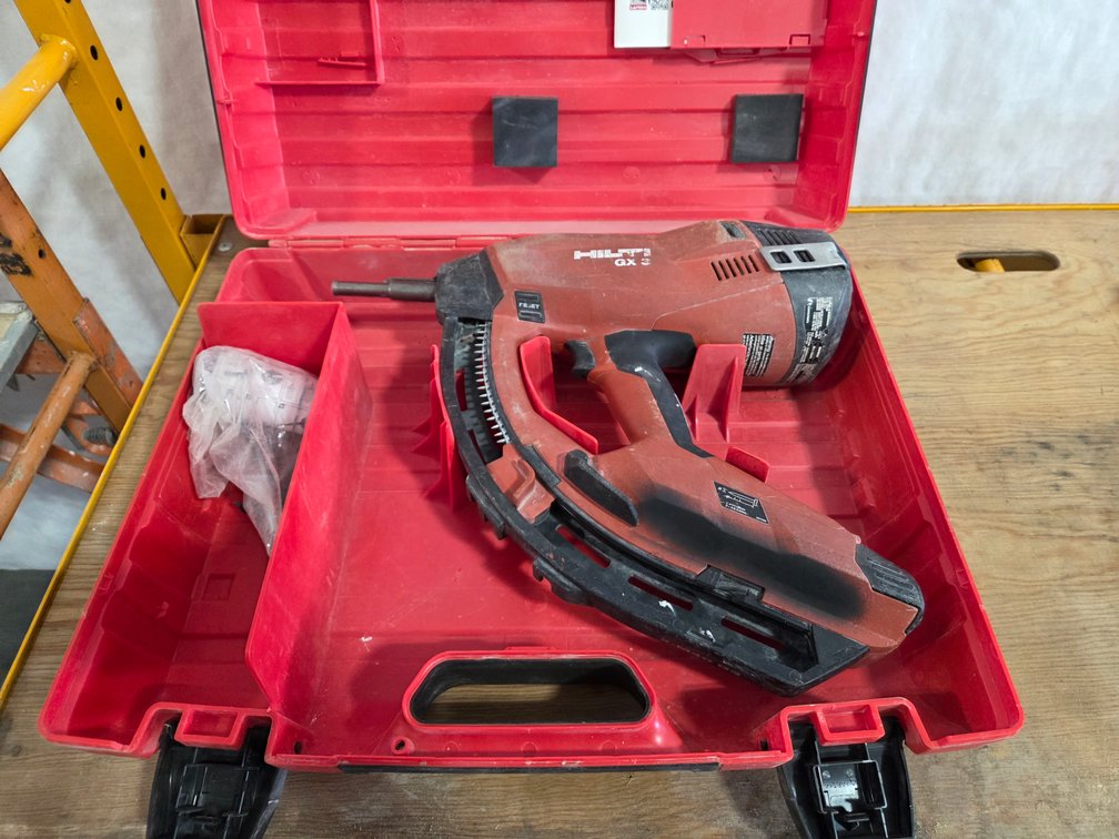 Hilti GX3 Gas Nailer