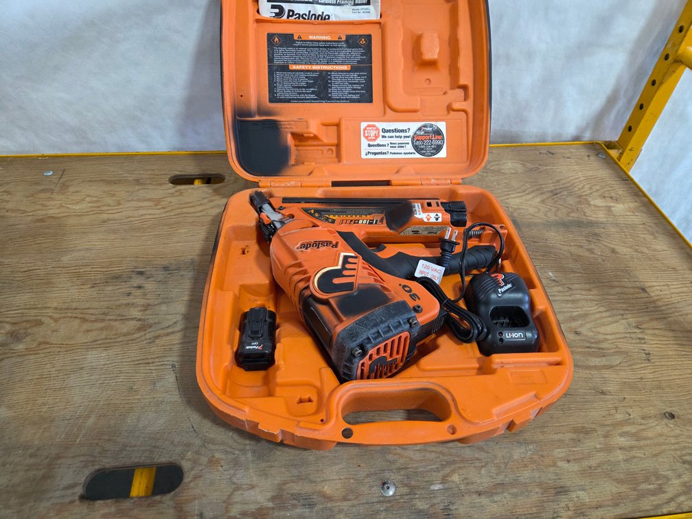 Paslode CF325 Li 30 Degree Framing Nailer