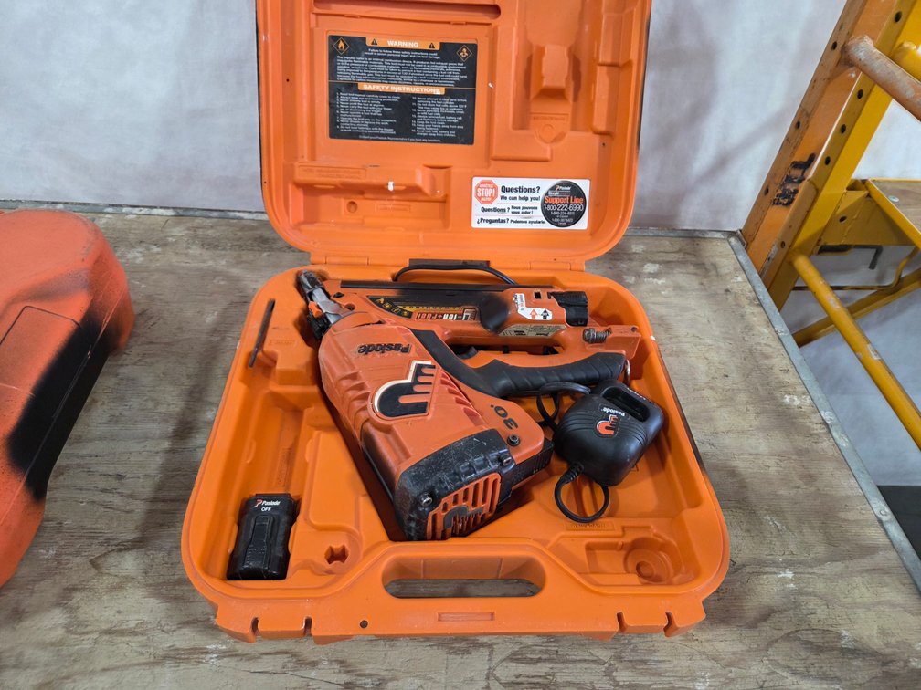 Paslode CF325XP Cordless Framing Nailer
