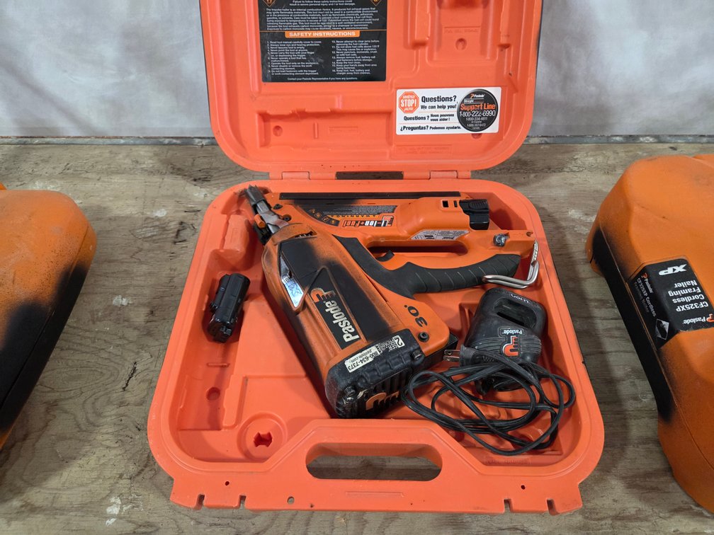 Paslode CF325XP Cordless Framing Nailer