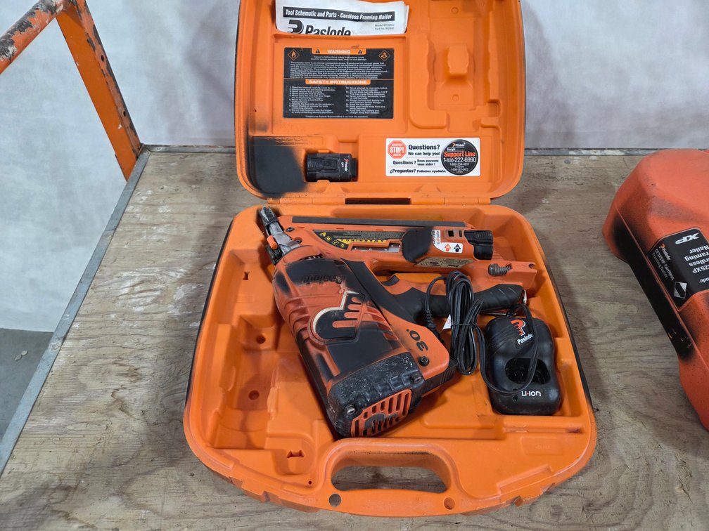 Paslode CF325 LI 30 Degree Framing Nailer