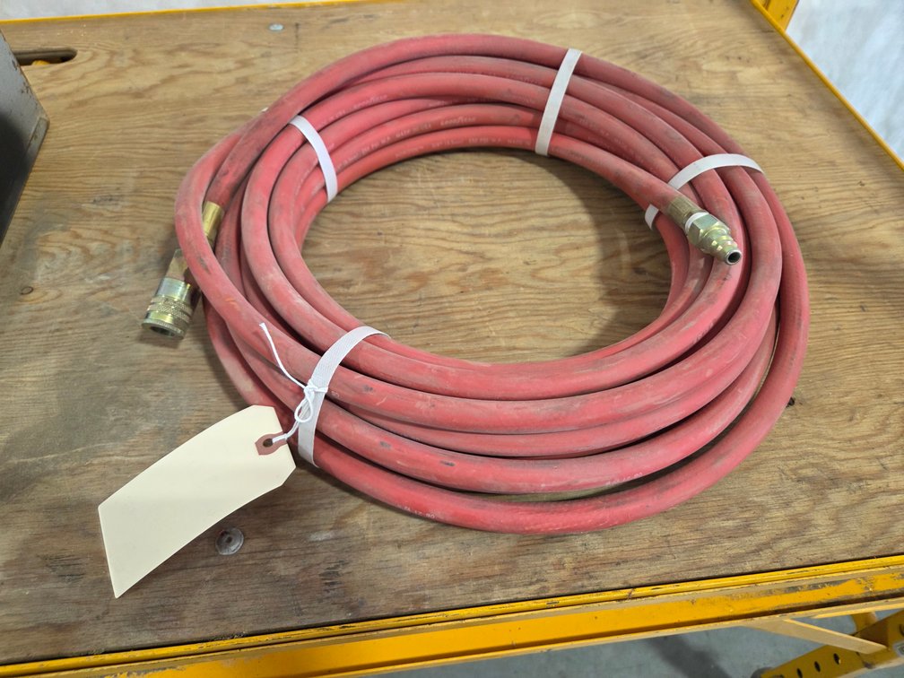 50' 3/8" Air Hose w/Fittings
