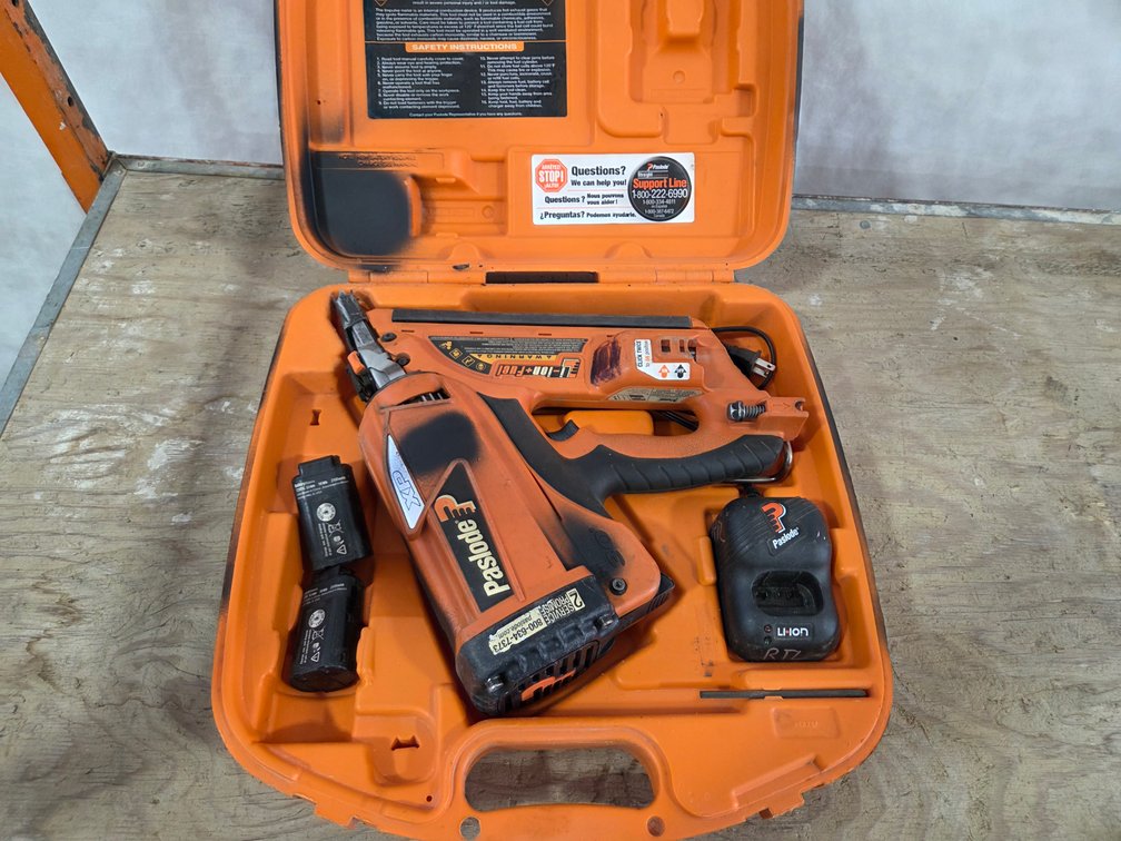 Paslode CF325 LI 30 Degree Framing Nailer