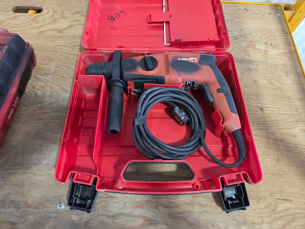 Hilti TE2 Hammer Drill