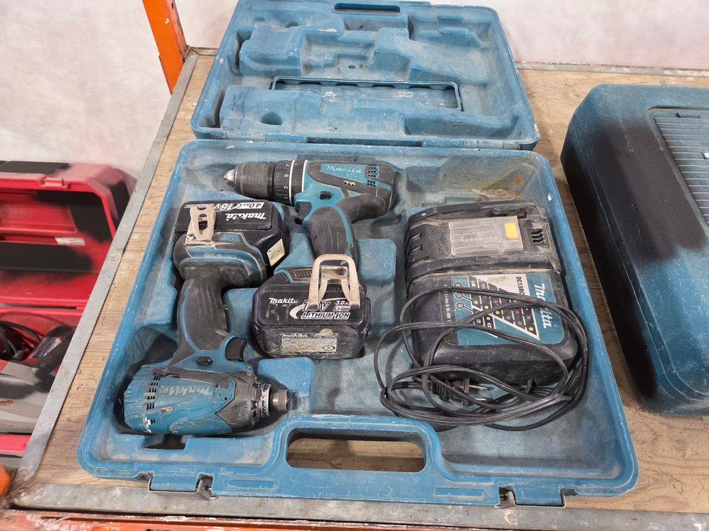 Makita 18V Drill/Driver Kit