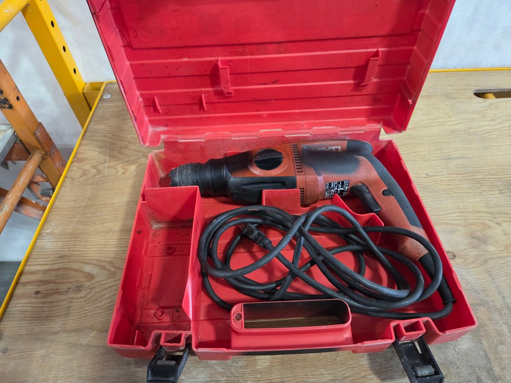 Hilti TE2 Hammer Drill