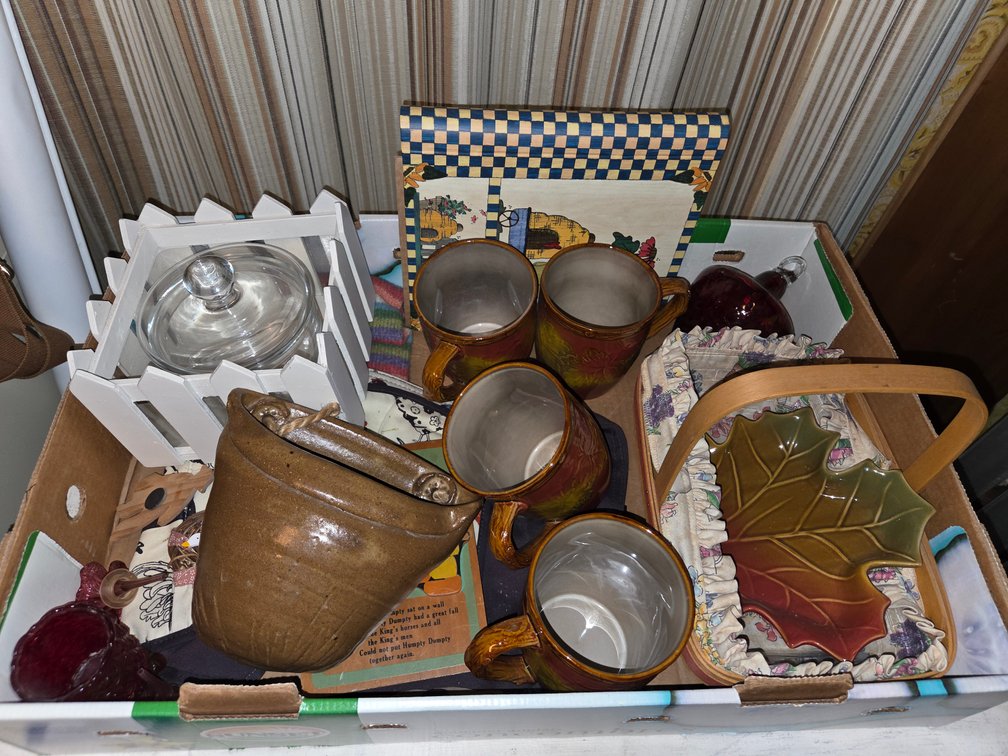Stemware/Glassware and Decorative Items