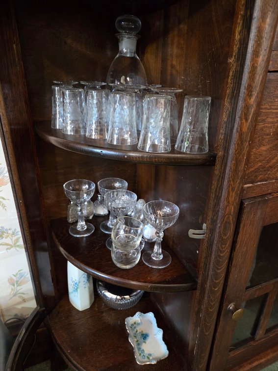 Contents of Curio