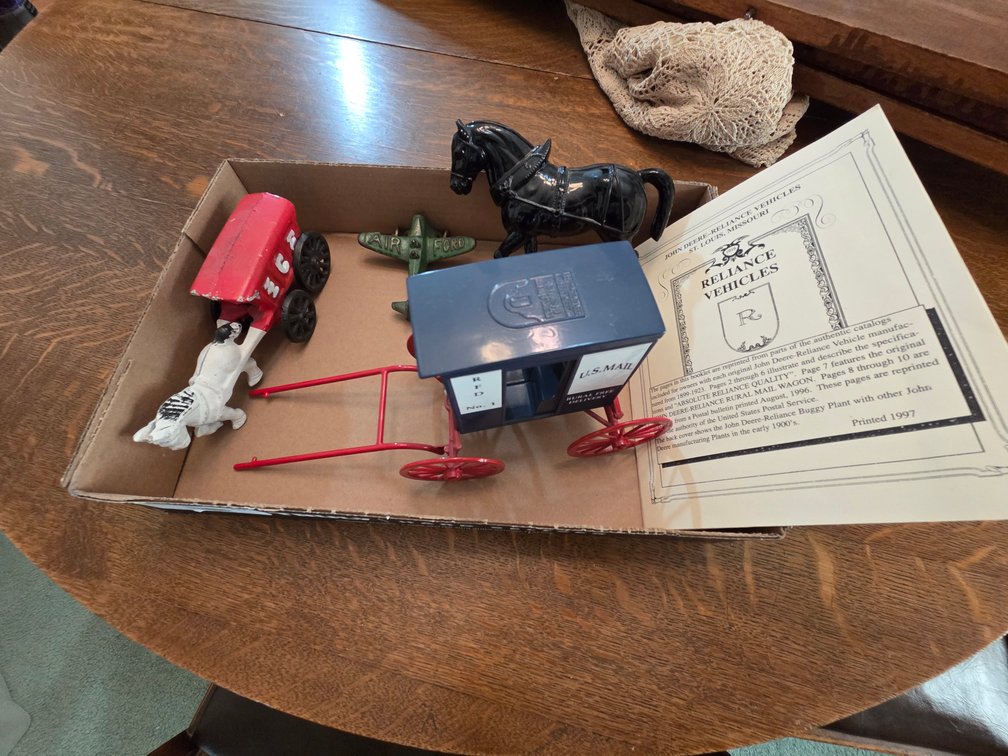 JD "Reliant Vehicles"- 2 Cast Iron Toys