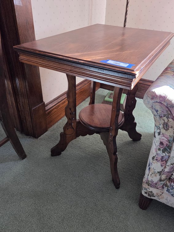 Side Table (28"Lx20Wx29H)