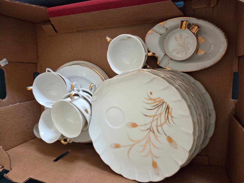 Gold Rimmed China Pcs