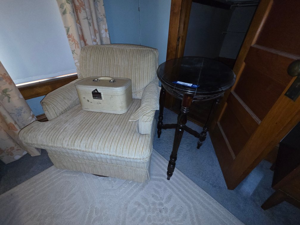 Vintage Rocking Armchair-Oval Table(32x19) and Luggage