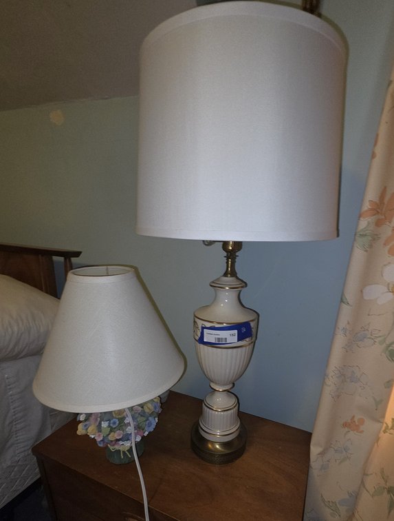 2 Lamps
