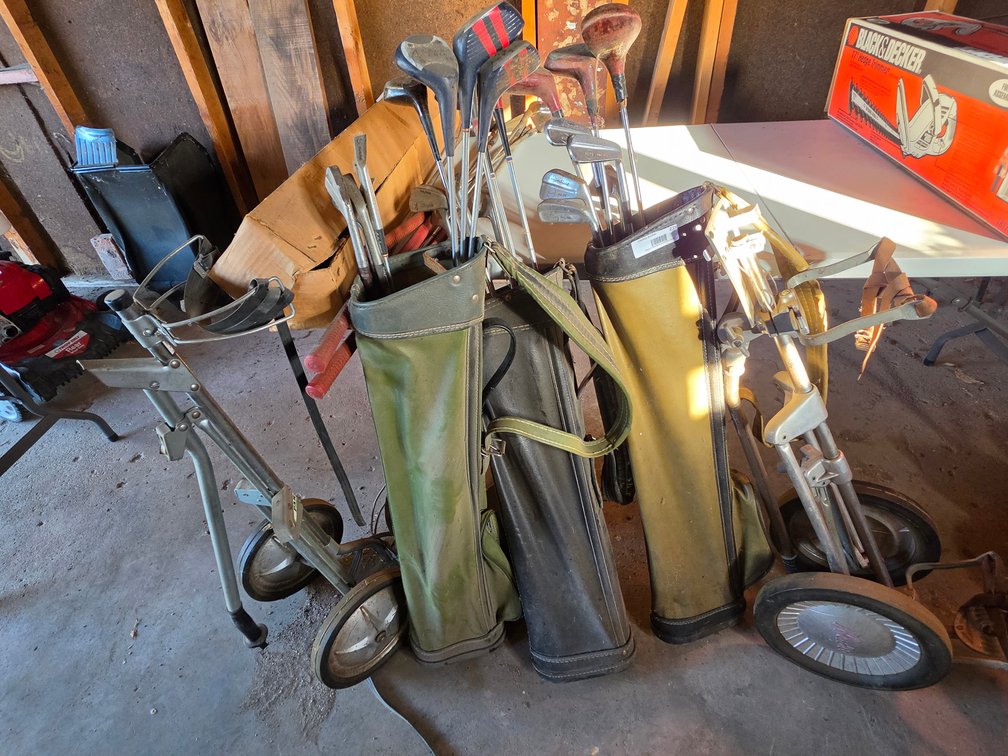 Vintage Golfing Gear