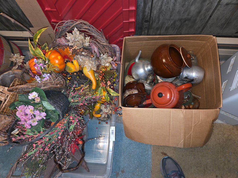 Fall Decorations-Teapot Bean Pot and More