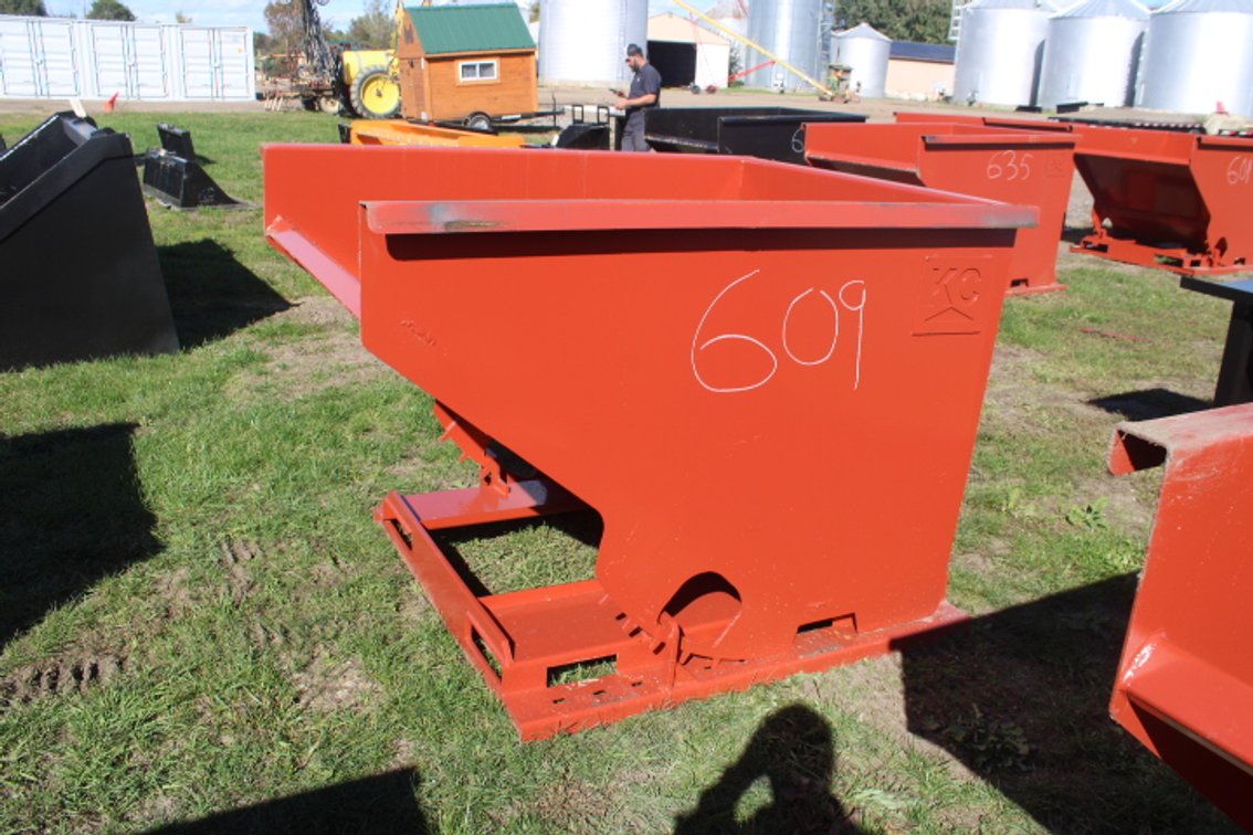self-dumping hopper