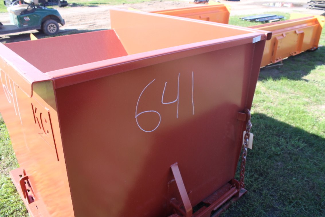 self-dumping hopper