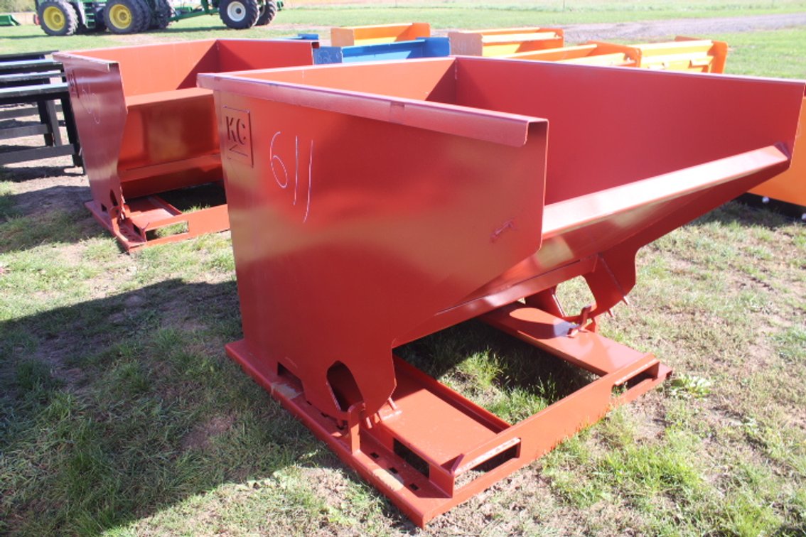 self-dumping hopper