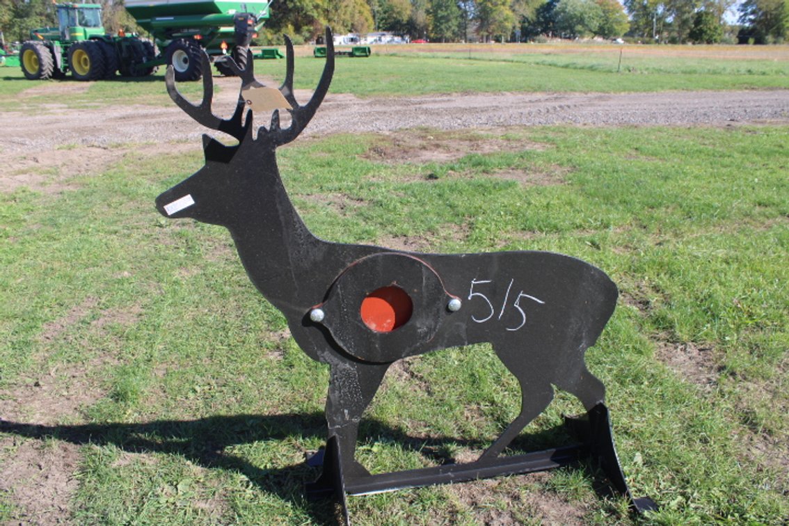 3/8 in AR500 Steel Deer Shooting Target With Heart Flapper
