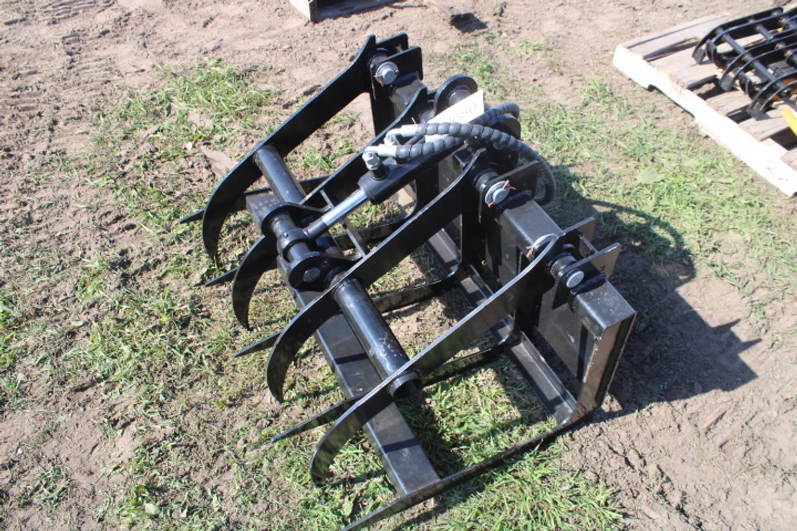 Mini Skid steer Wood Grapple