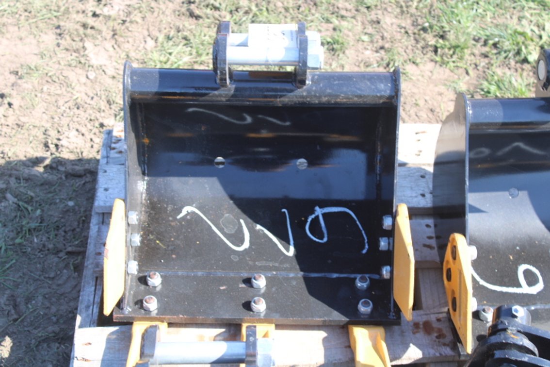 Mini Excavator 40cm Toothed Bucket