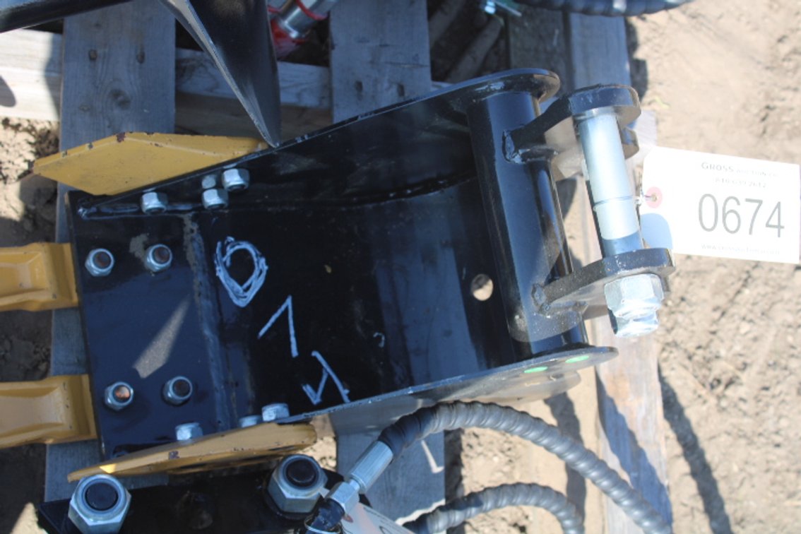 Mini Excavator 20cm Toothed Bucket