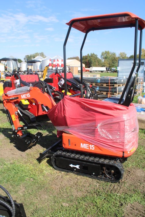 ME15 Mini Excavator