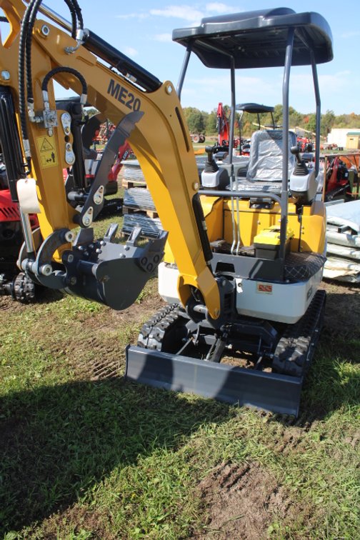 Yanmar Engine Excavator  SDL20