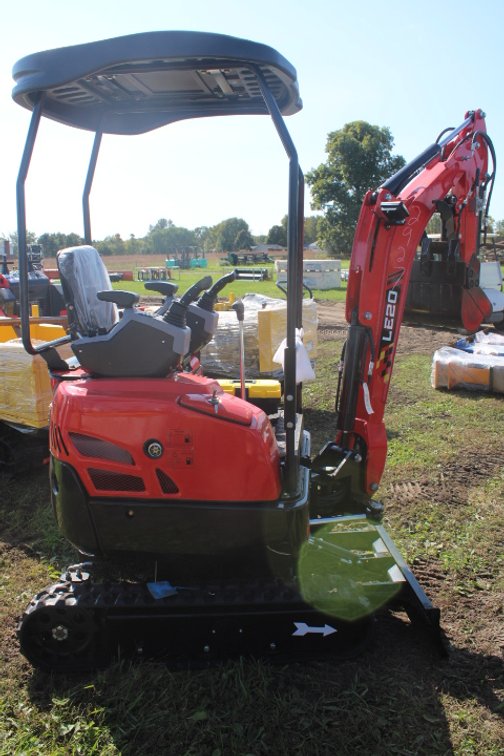 Yanmar engine excavator le20