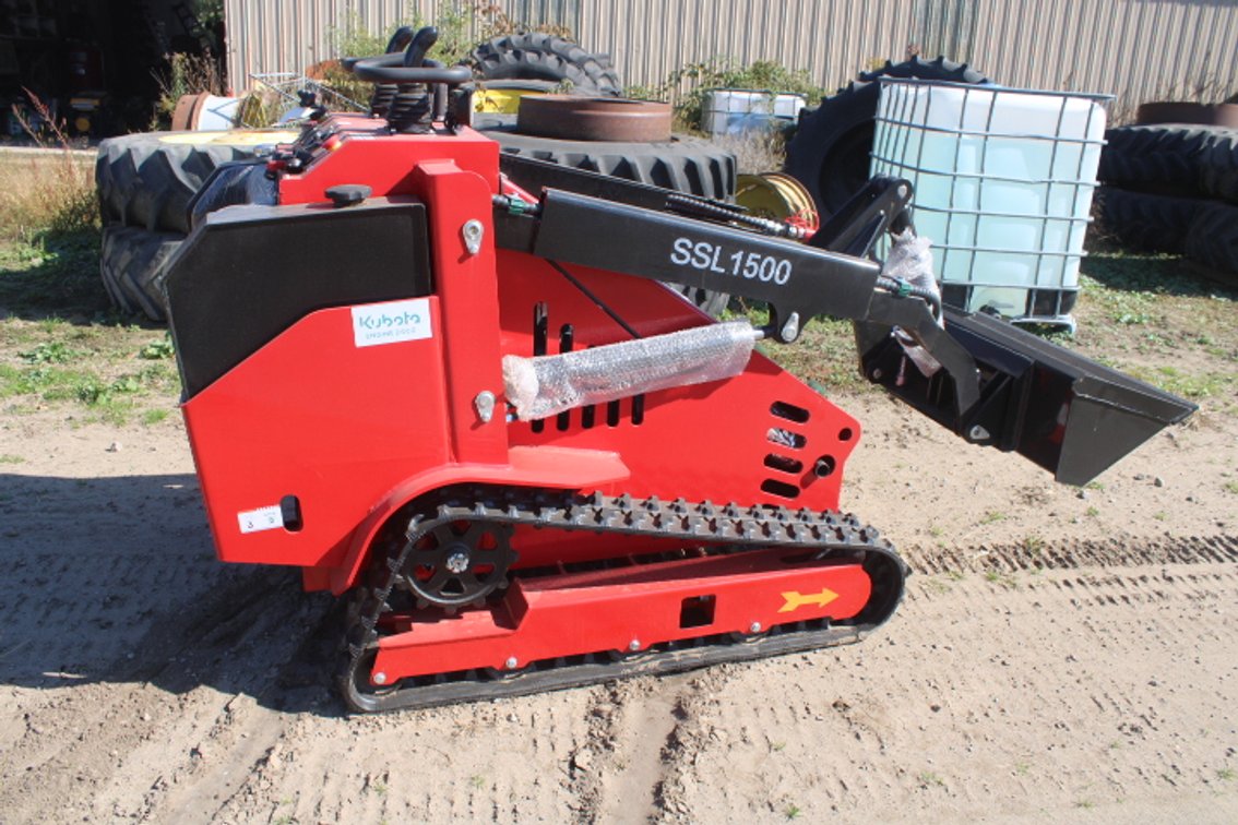 SSL1500 Sk8id Steer Loader