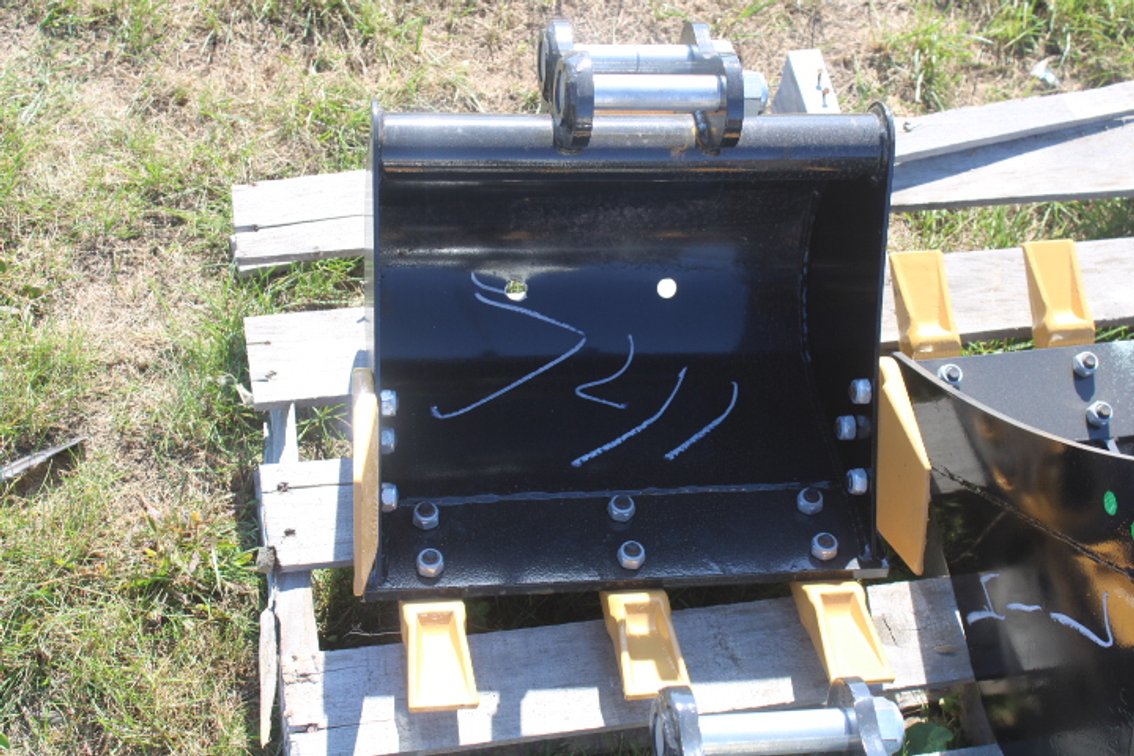 Mini Excavator 40 cm toothed bucket