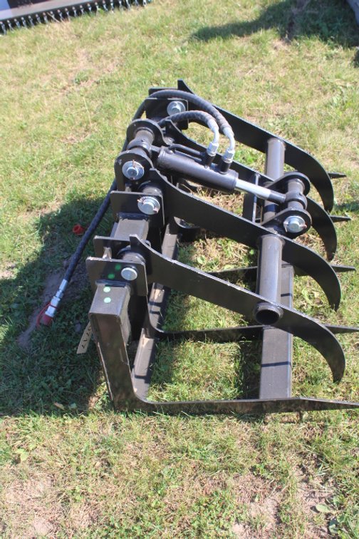 Mini Skid Steer Grapple