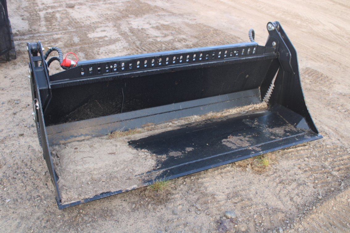 4 in 1 multi bucket