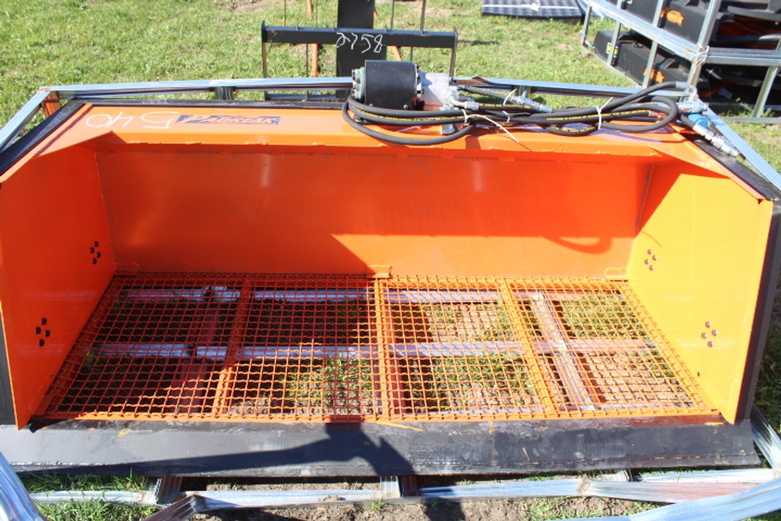 Skid Steer Vibratory Bucket
