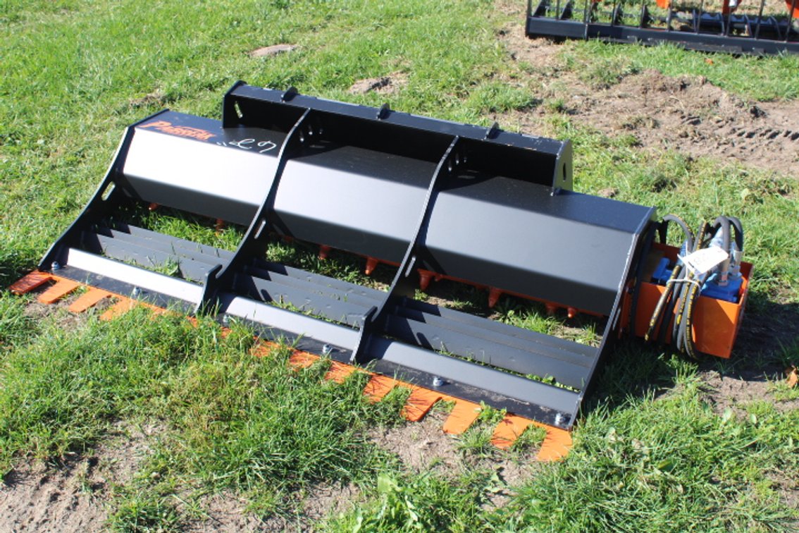 68" Skid Steer Hydraulic Rake Bucket