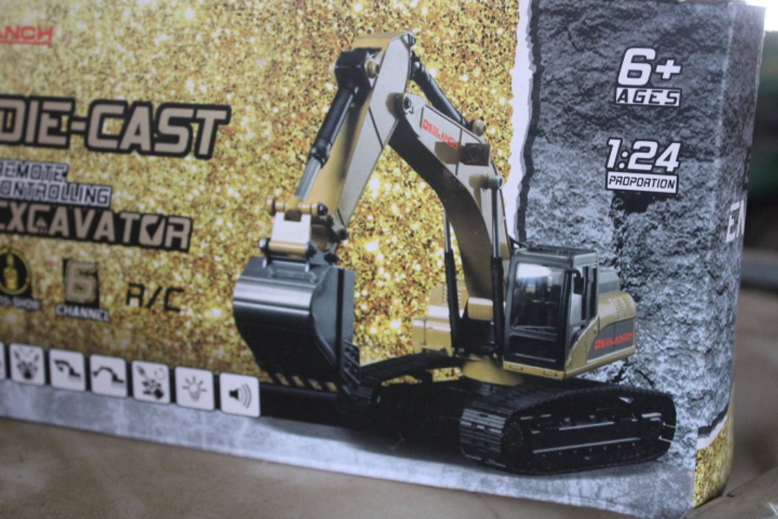 remote control excavator toy