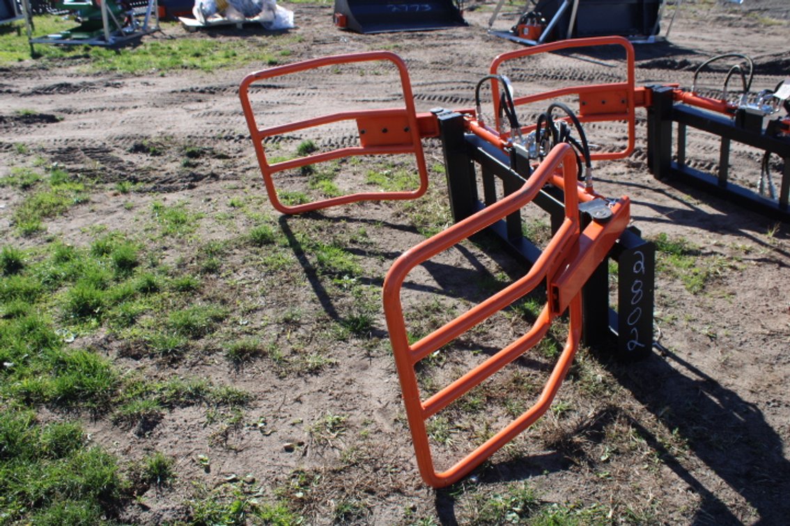 Skid steer Bale Grabber
